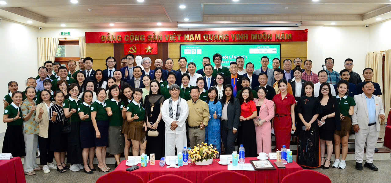 [TIN SỰ KIỆN] RỰC RỠ KHOẢNH KHẮC ĐẠI HỘI GREEN HCM-SME VÀ LỄ RA MẮT HỘI VANZA HCM-SME (10/04/2026)
